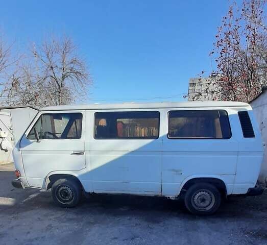 Белый Фольксваген Transporter, объемом двигателя 1.6 л и пробегом 840 тыс. км за 2413 $, фото 4 на Automoto.ua