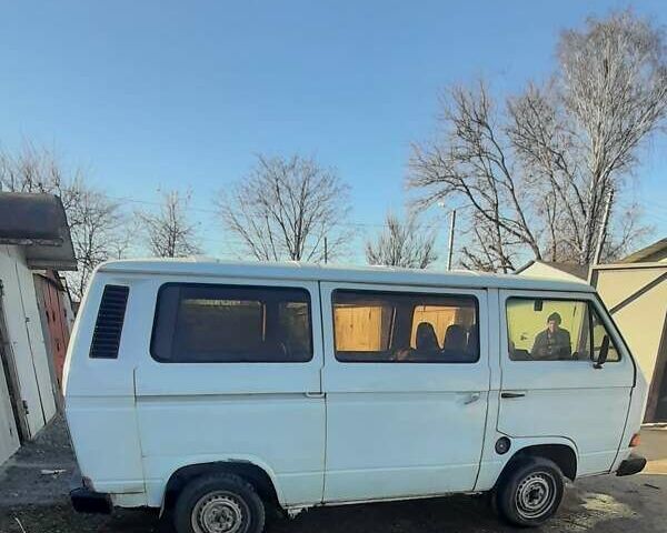 Белый Фольксваген Transporter, объемом двигателя 1.6 л и пробегом 840 тыс. км за 2413 $, фото 2 на Automoto.ua