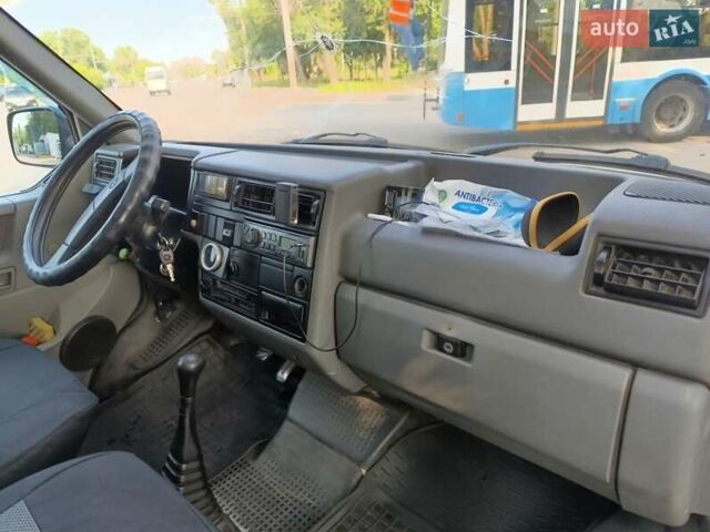 Белый Фольксваген Transporter, объемом двигателя 2.4 л и пробегом 474 тыс. км за 3500 $, фото 7 на Automoto.ua