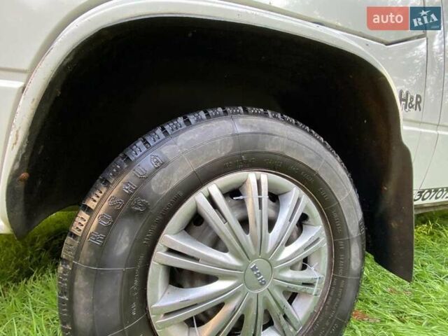 Білий Фольксваген Transporter, об'ємом двигуна 1.7 л та пробігом 428 тис. км за 6500 $, фото 12 на Automoto.ua