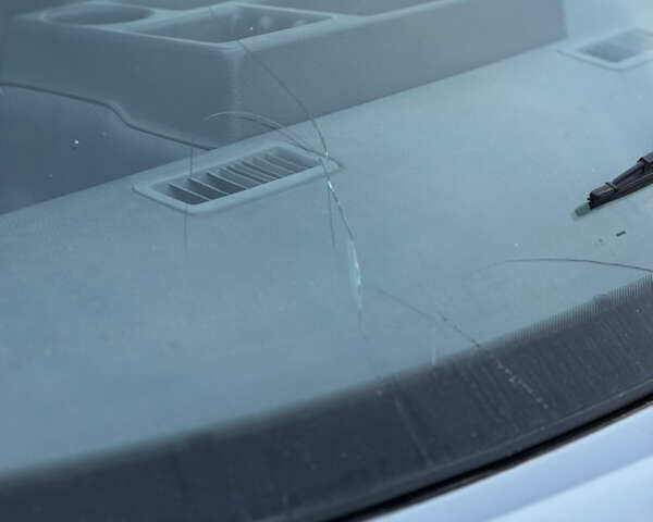 Білий Фольксваген Transporter, об'ємом двигуна 2.4 л та пробігом 400 тис. км за 5200 $, фото 28 на Automoto.ua