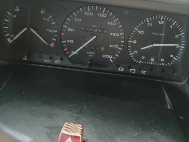 Белый Фольксваген Transporter, объемом двигателя 1.9 л и пробегом 374 тыс. км за 3399 $, фото 1 на Automoto.ua