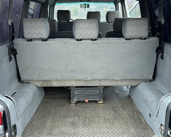 Білий Фольксваген Transporter, об'ємом двигуна 2.4 л та пробігом 400 тис. км за 5200 $, фото 26 на Automoto.ua