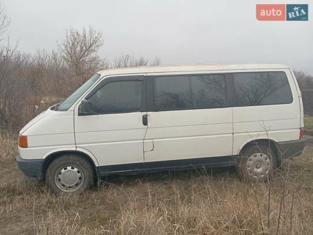 Белый Фольксваген Transporter, объемом двигателя 2.4 л и пробегом 500 тыс. км за 3600 $, фото 5 на Automoto.ua