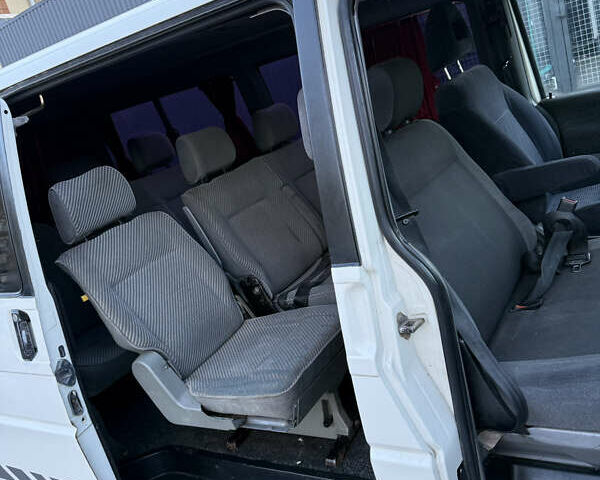 Белый Фольксваген Transporter, объемом двигателя 1.9 л и пробегом 350 тыс. км за 4799 $, фото 14 на Automoto.ua