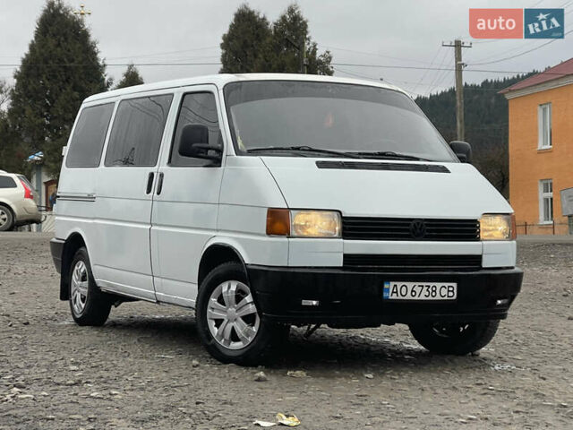 Белый Фольксваген Transporter, объемом двигателя 1.9 л и пробегом 356 тыс. км за 3650 $, фото 1 на Automoto.ua
