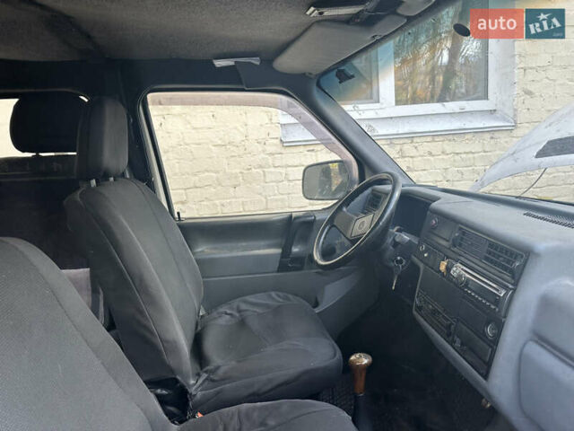 Білий Фольксваген Transporter, об'ємом двигуна 1.9 л та пробігом 500 тис. км за 2650 $, фото 3 на Automoto.ua