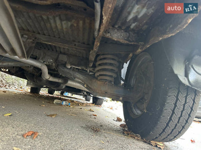 Білий Фольксваген Transporter, об'ємом двигуна 1.9 л та пробігом 500 тис. км за 2650 $, фото 33 на Automoto.ua