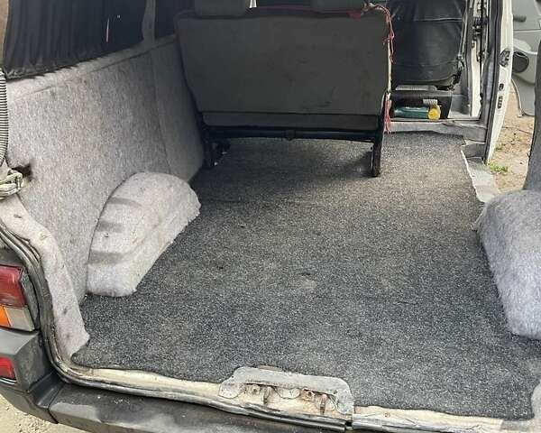 Белый Фольксваген Transporter, объемом двигателя 1.9 л и пробегом 360 тыс. км за 2600 $, фото 4 на Automoto.ua