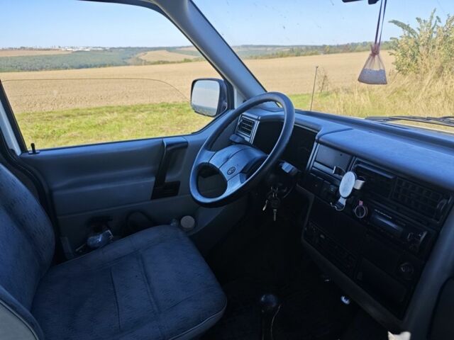 Белый Фольксваген Transporter, объемом двигателя 2.4 л и пробегом 699 тыс. км за 3650 $, фото 10 на Automoto.ua