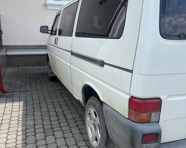 Белый Фольксваген Transporter, объемом двигателя 2.5 л и пробегом 400 тыс. км за 2500 $, фото 6 на Automoto.ua