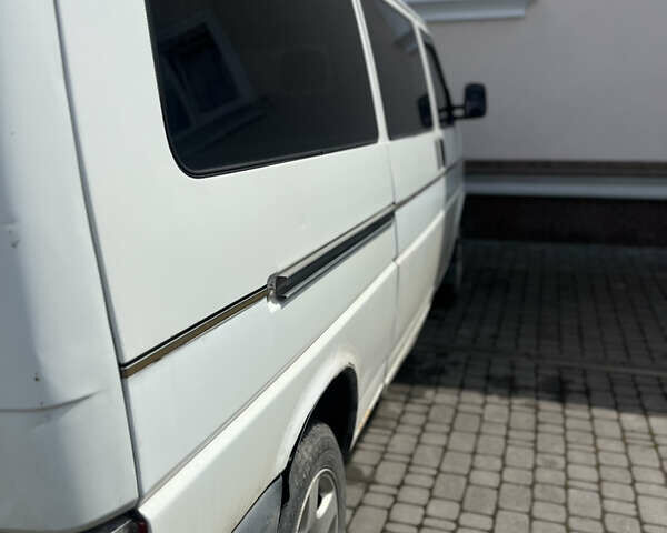 Белый Фольксваген Transporter, объемом двигателя 2.5 л и пробегом 400 тыс. км за 2500 $, фото 7 на Automoto.ua