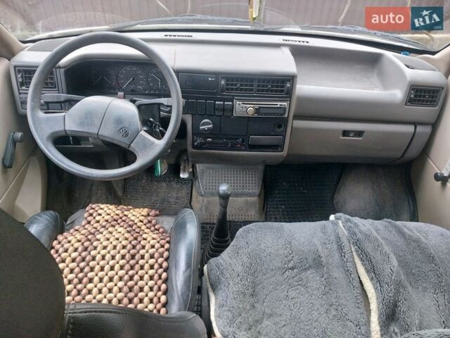 Белый Фольксваген Transporter, объемом двигателя 1.9 л и пробегом 430 тыс. км за 3500 $, фото 5 на Automoto.ua