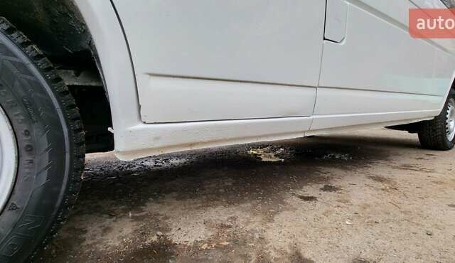 Белый Фольксваген Transporter, объемом двигателя 2.4 л и пробегом 659 тыс. км за 4950 $, фото 9 на Automoto.ua