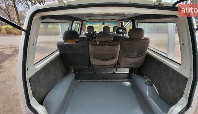 Белый Фольксваген Transporter, объемом двигателя 2.4 л и пробегом 659 тыс. км за 4950 $, фото 15 на Automoto.ua