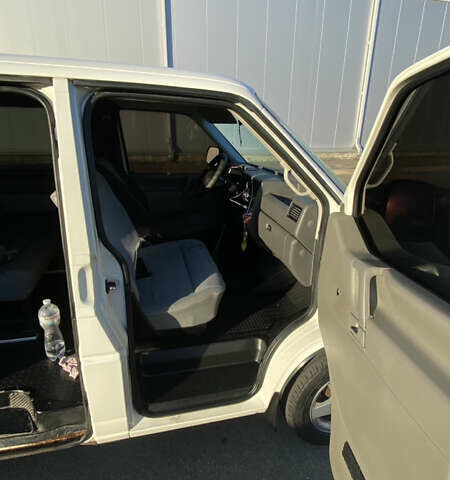 Білий Фольксваген Transporter, об'ємом двигуна 1.9 л та пробігом 204 тис. км за 7200 $, фото 20 на Automoto.ua