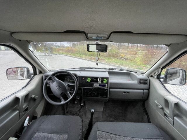 Белый Фольксваген Transporter, объемом двигателя 1 л и пробегом 390 тыс. км за 4000 $, фото 3 на Automoto.ua