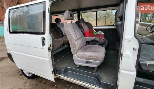 Белый Фольксваген Transporter, объемом двигателя 2.4 л и пробегом 659 тыс. км за 4950 $, фото 12 на Automoto.ua