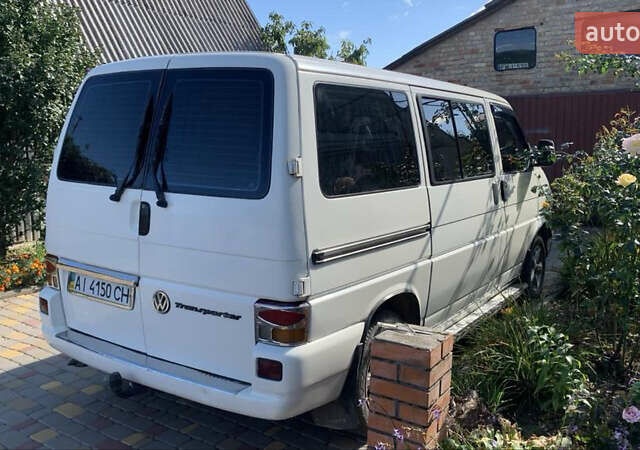 Белый Фольксваген Transporter, объемом двигателя 2.4 л и пробегом 309 тыс. км за 5500 $, фото 2 на Automoto.ua
