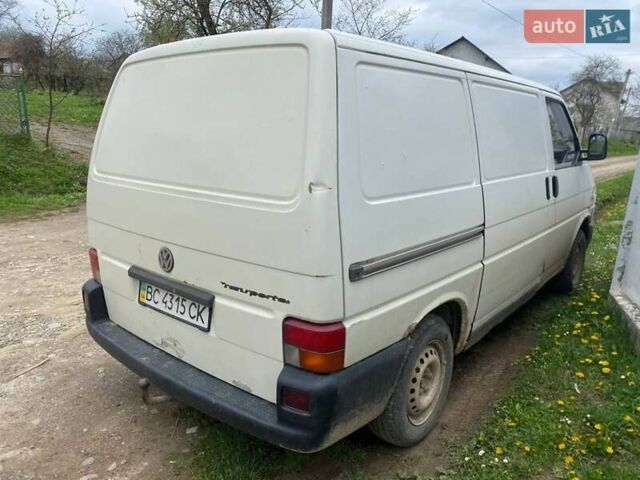Белый Фольксваген Transporter, объемом двигателя 1.9 л и пробегом 320 тыс. км за 2600 $, фото 6 на Automoto.ua