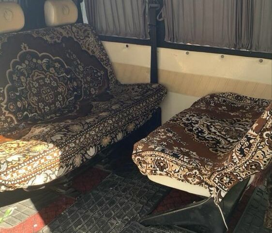 Белый Фольксваген Transporter, объемом двигателя 2.4 л и пробегом 309 тыс. км за 5500 $, фото 5 на Automoto.ua