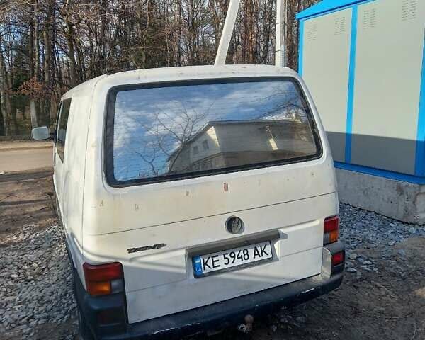 Белый Фольксваген Transporter, объемом двигателя 1.9 л и пробегом 396 тыс. км за 3700 $, фото 10 на Automoto.ua