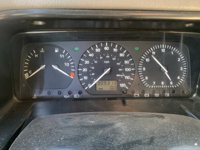 Белый Фольксваген Transporter, объемом двигателя 2.4 л и пробегом 309 тыс. км за 5500 $, фото 7 на Automoto.ua