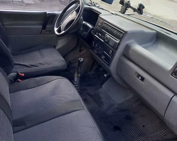 Белый Фольксваген Transporter, объемом двигателя 1.9 л и пробегом 396 тыс. км за 3700 $, фото 7 на Automoto.ua