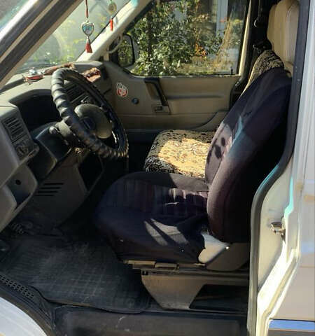 Белый Фольксваген Transporter, объемом двигателя 2.4 л и пробегом 309 тыс. км за 5500 $, фото 3 на Automoto.ua