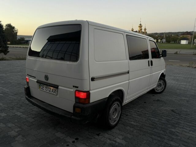 Білий Фольксваген Transporter, об'ємом двигуна 2.5 л та пробігом 400 тис. км за 3999 $, фото 2 на Automoto.ua