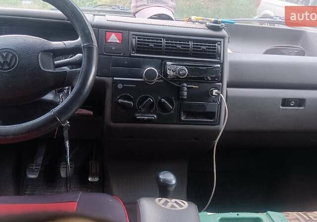 Белый Фольксваген Transporter, объемом двигателя 2.4 л и пробегом 473 тыс. км за 4800 $, фото 7 на Automoto.ua