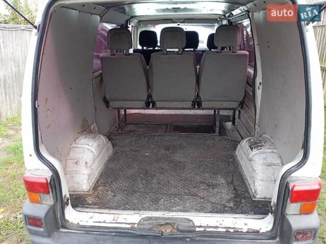 Белый Фольксваген Transporter, объемом двигателя 1.9 л и пробегом 357 тыс. км за 4200 $, фото 6 на Automoto.ua