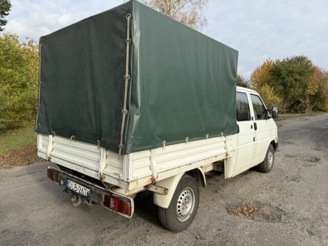 Белый Фольксваген Transporter, объемом двигателя 1.9 л и пробегом 275 тыс. км за 3900 $, фото 2 на Automoto.ua