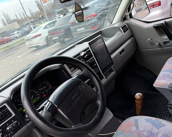 Белый Фольксваген Transporter, объемом двигателя 2.46 л и пробегом 350 тыс. км за 6199 $, фото 11 на Automoto.ua