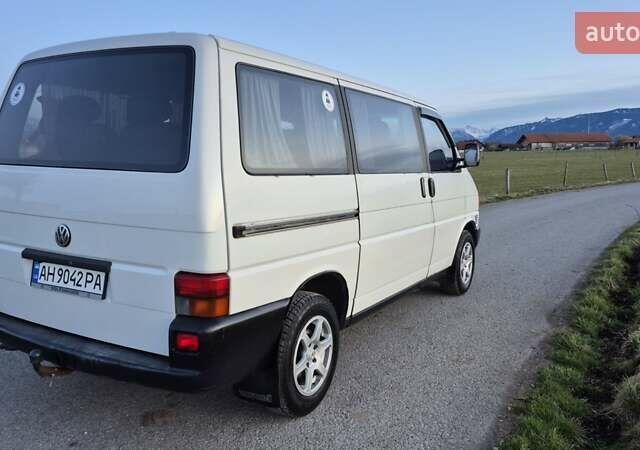 Белый Фольксваген Transporter, объемом двигателя 1.9 л и пробегом 460 тыс. км за 5000 $, фото 2 на Automoto.ua