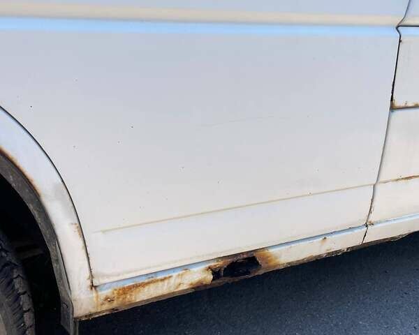 Белый Фольксваген Transporter, объемом двигателя 2.4 л и пробегом 400 тыс. км за 4000 $, фото 20 на Automoto.ua