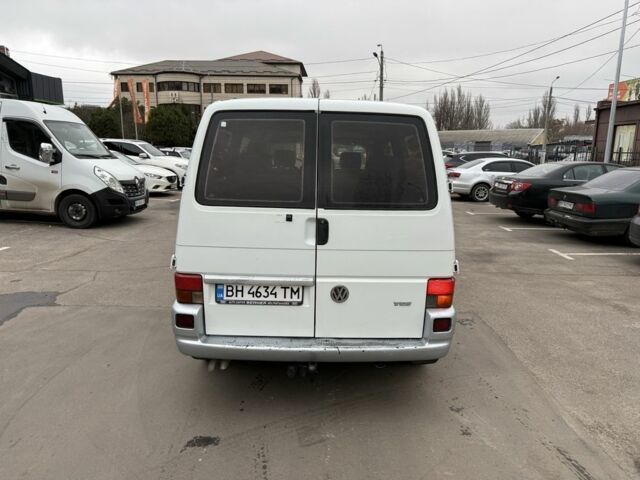 Белый Фольксваген Transporter, объемом двигателя 2.5 л и пробегом 350 тыс. км за 6200 $, фото 5 на Automoto.ua