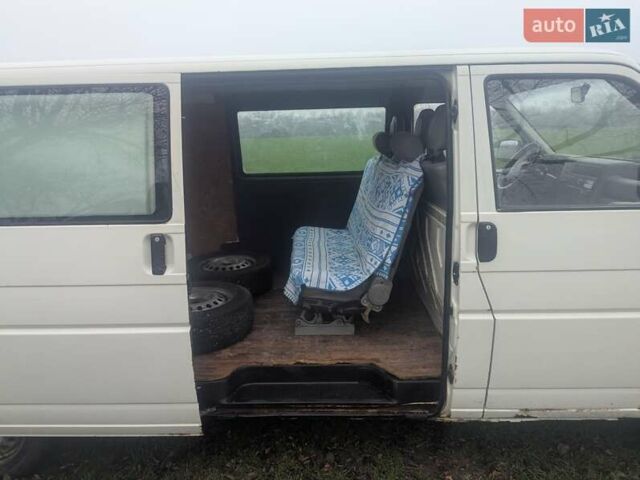 Белый Фольксваген Transporter, объемом двигателя 1.9 л и пробегом 347 тыс. км за 4500 $, фото 5 на Automoto.ua