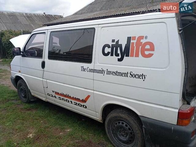 Белый Фольксваген Transporter, объемом двигателя 1.9 л и пробегом 357 тыс. км за 4200 $, фото 4 на Automoto.ua