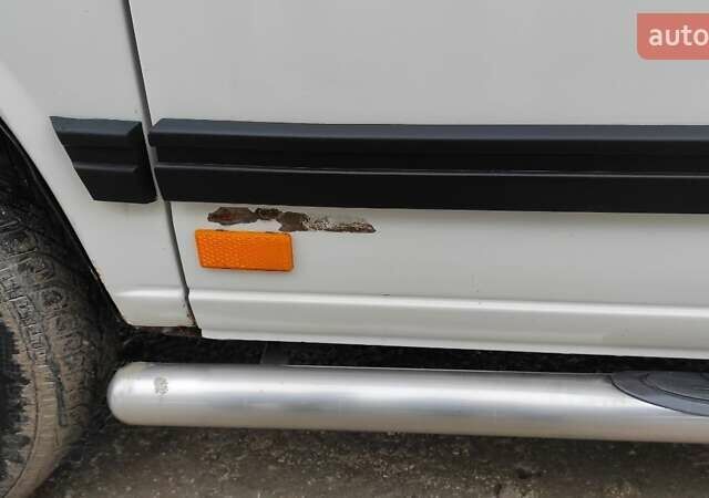 Белый Фольксваген Transporter, объемом двигателя 1.9 л и пробегом 180 тыс. км за 5199 $, фото 4 на Automoto.ua