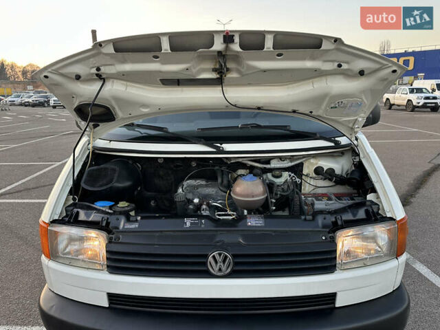 Белый Фольксваген Transporter, объемом двигателя 1.9 л и пробегом 356 тыс. км за 5950 $, фото 19 на Automoto.ua