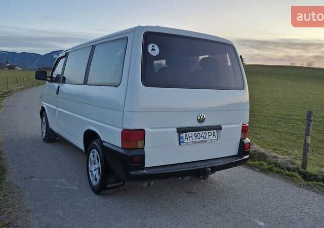 Белый Фольксваген Transporter, объемом двигателя 1.9 л и пробегом 460 тыс. км за 5000 $, фото 1 на Automoto.ua