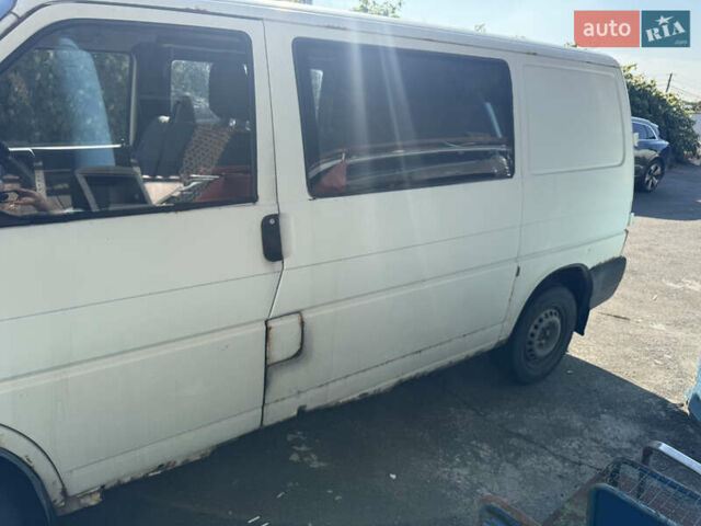 Белый Фольксваген Transporter, объемом двигателя 2.46 л и пробегом 783 тыс. км за 3500 $, фото 5 на Automoto.ua