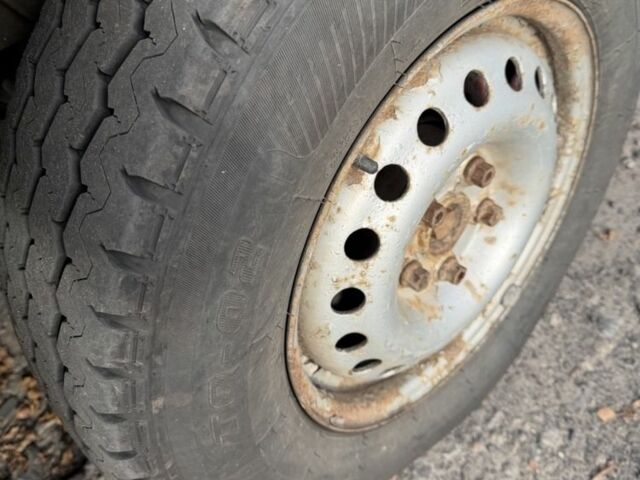 Белый Фольксваген Transporter, объемом двигателя 1.9 л и пробегом 275 тыс. км за 3900 $, фото 12 на Automoto.ua