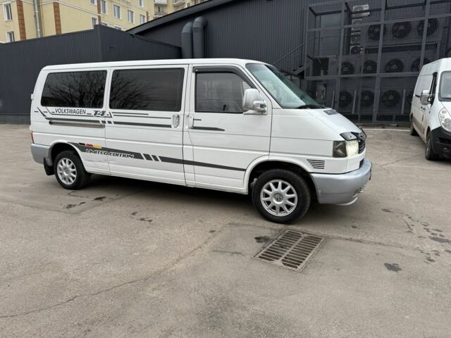 Белый Фольксваген Transporter, объемом двигателя 2.5 л и пробегом 350 тыс. км за 6200 $, фото 2 на Automoto.ua