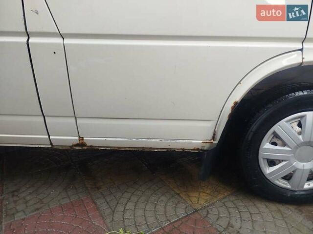 Белый Фольксваген Transporter, объемом двигателя 1.9 л и пробегом 355 тыс. км за 4500 $, фото 10 на Automoto.ua