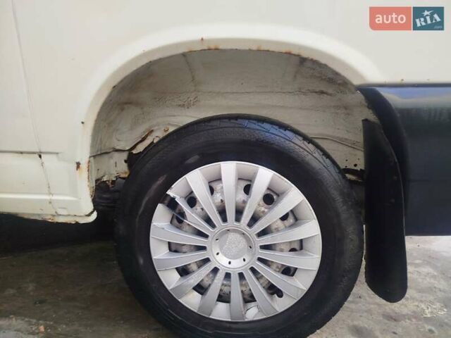 Белый Фольксваген Transporter, объемом двигателя 1.9 л и пробегом 355 тыс. км за 4500 $, фото 6 на Automoto.ua