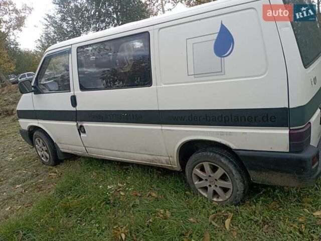 Белый Фольксваген Transporter, объемом двигателя 1.9 л и пробегом 300 тыс. км за 4500 $, фото 5 на Automoto.ua