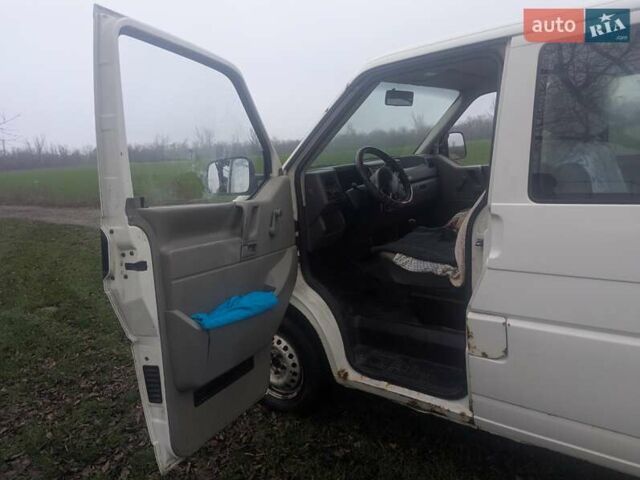 Белый Фольксваген Transporter, объемом двигателя 1.9 л и пробегом 347 тыс. км за 4500 $, фото 7 на Automoto.ua