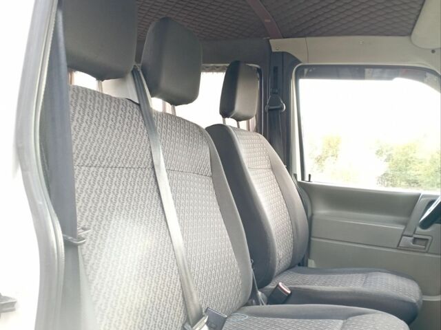 Белый Фольксваген Transporter, объемом двигателя 2.5 л и пробегом 361 тыс. км за 5500 $, фото 10 на Automoto.ua